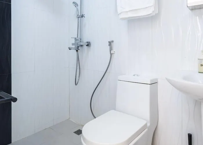 1br Forbeswood Heights In Bgc Near St Lukes Apartamento
