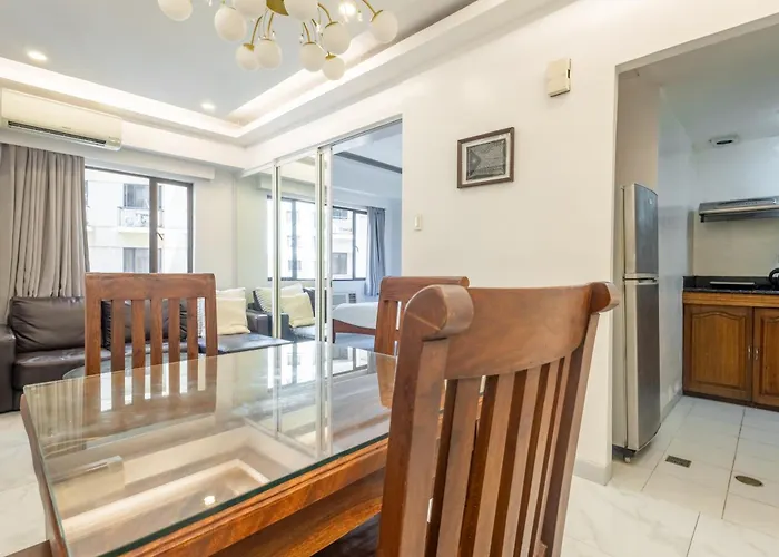 1br Forbeswood Heights In Bgc Near St Lukes Apartamento *