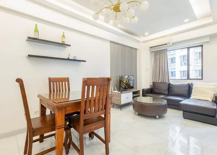 1br Forbeswood Heights In Bgc Near St Lukes Manila