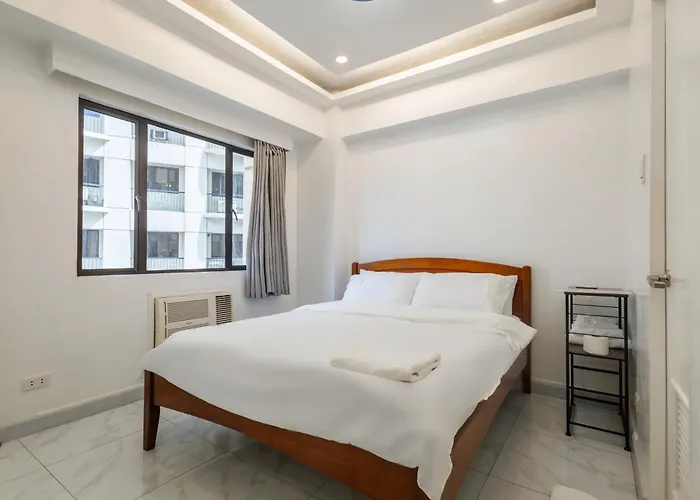 1br Forbeswood Heights In Bgc Near St Lukes Manila